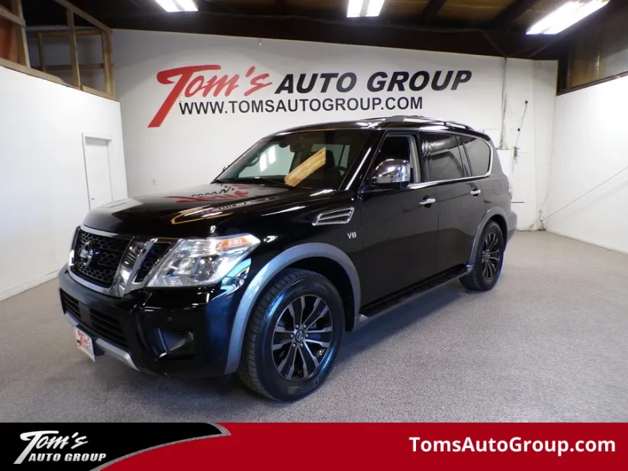 2017 Nissan Armada Platinum photo 1