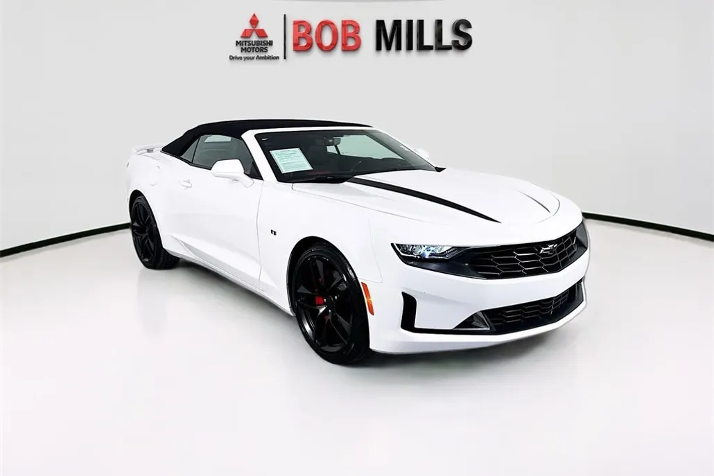 2023 Chevrolet Camaro 3LT photo 1