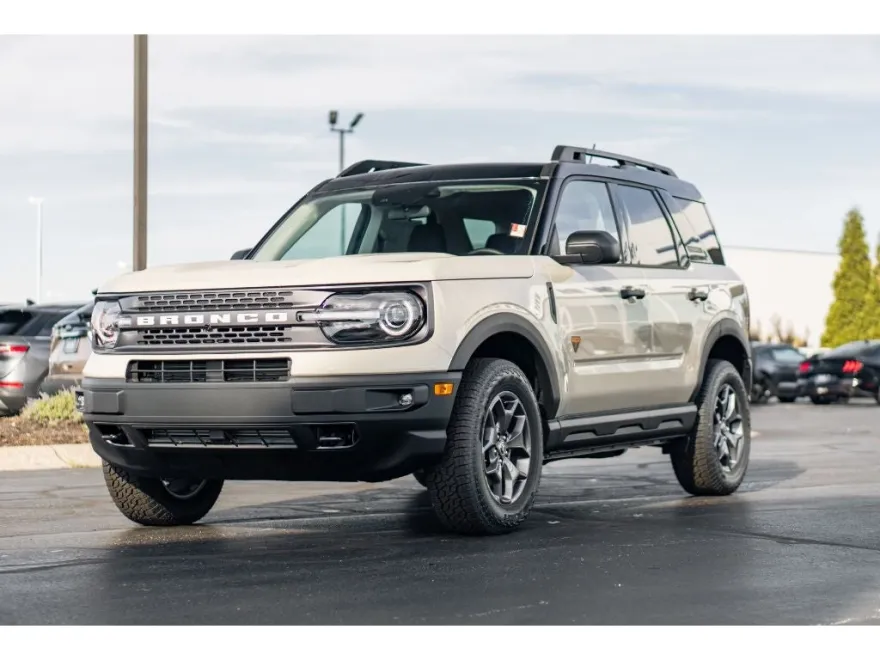 2024 Ford Bronco Sport Badlands photo 1