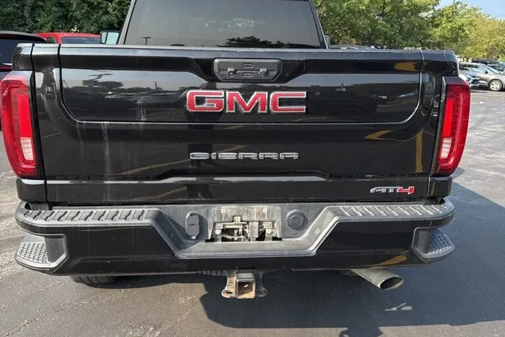 2022 Gmc Sierra 2500 HD AT4 photo 1