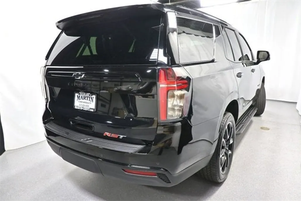 2024 Chevrolet Tahoe RST photo 1