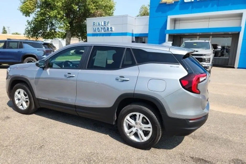 2024 Gmc Terrain SLE photo 1