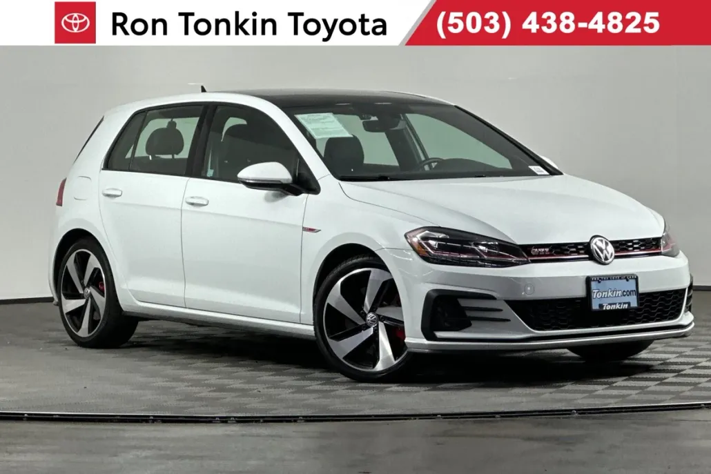 2019 Volkswagen Golf GTI SE photo 1