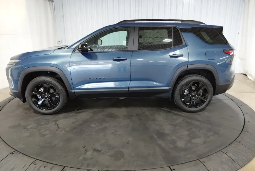 2026 Chevrolet Equinox LT photo 1