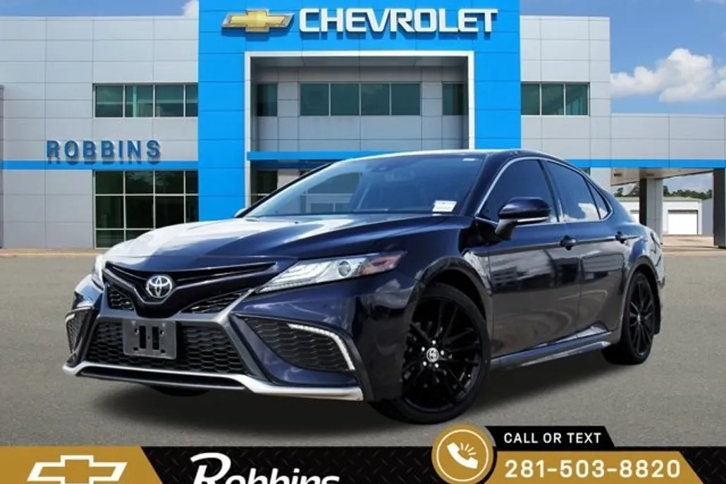 2022 Toyota Camry XSE photo 1