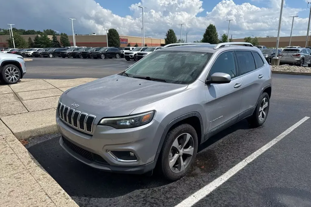 2019 Jeep Cherokee Limited photo 1