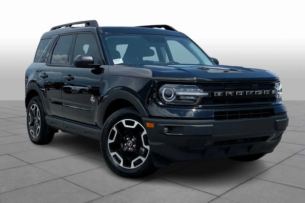 2024 Ford Bronco Sport Outer Banks photo 1