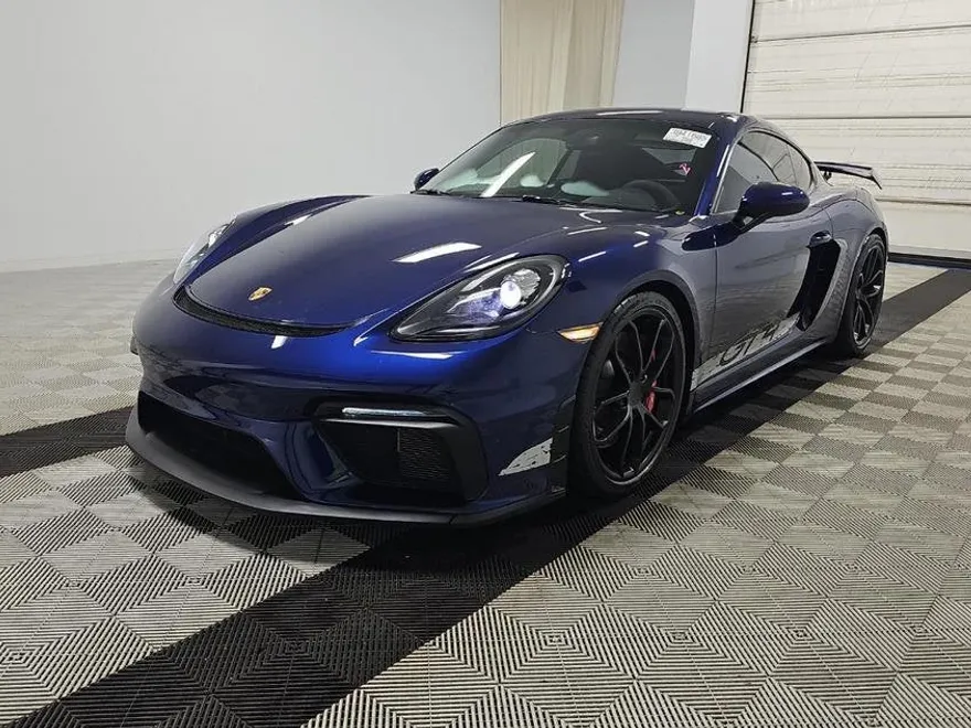 2020 Porsche Cayman GT4 photo 1