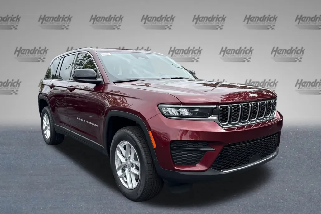 2025 Jeep Grand Cherokee Laredo X photo 1