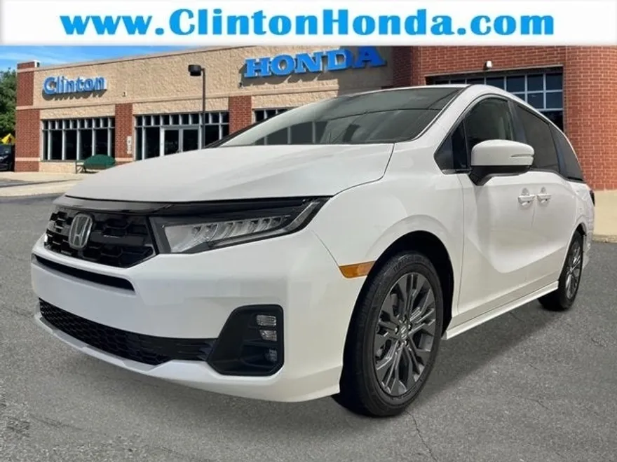 2025 Honda Odyssey Touring photo 1