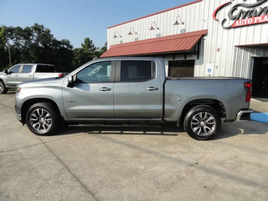 2020 Chevrolet Silverado 1500 Texas Edition photo 1