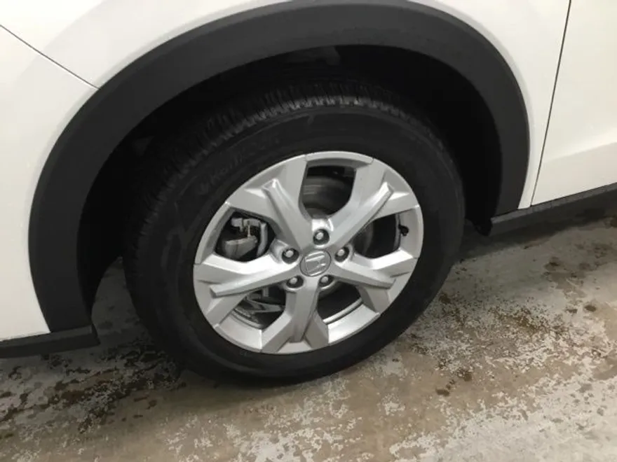 2025 Honda HR-V LX photo 1