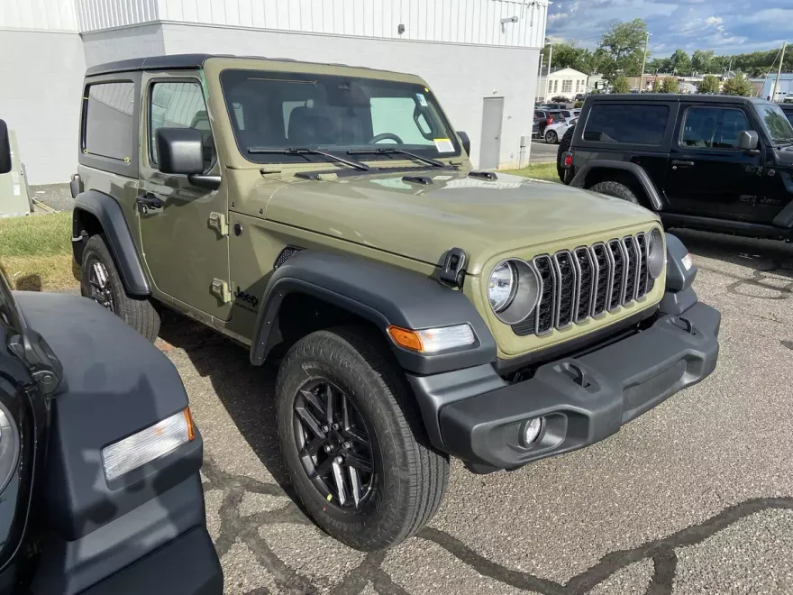 2025 Jeep Wrangler Sport S photo 1