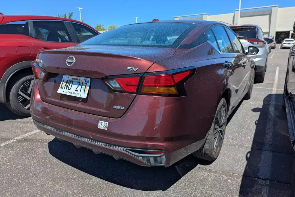2023 Nissan Altima 2.5 SV photo 1