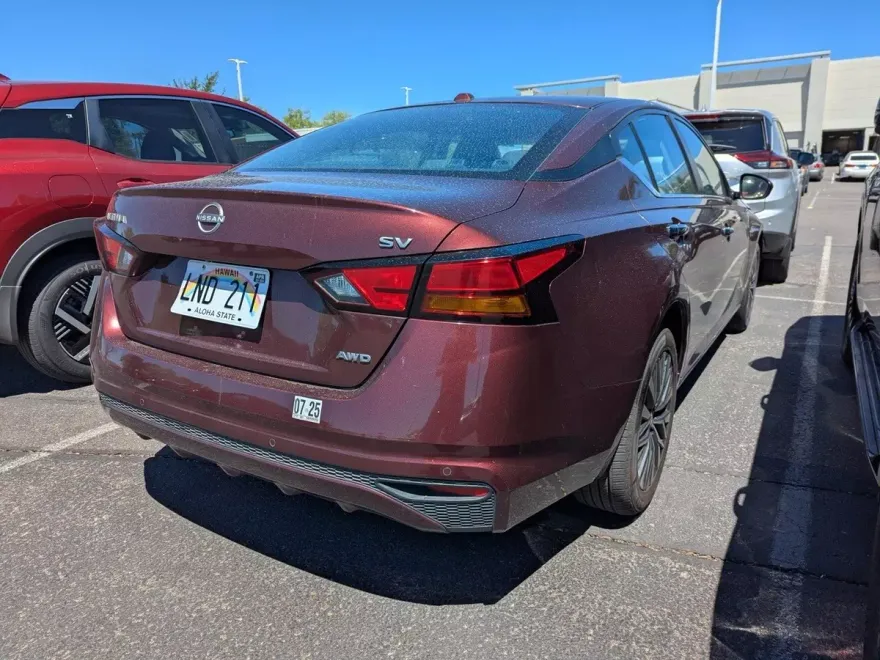 2023 Nissan Altima 2.5 SV photo 1