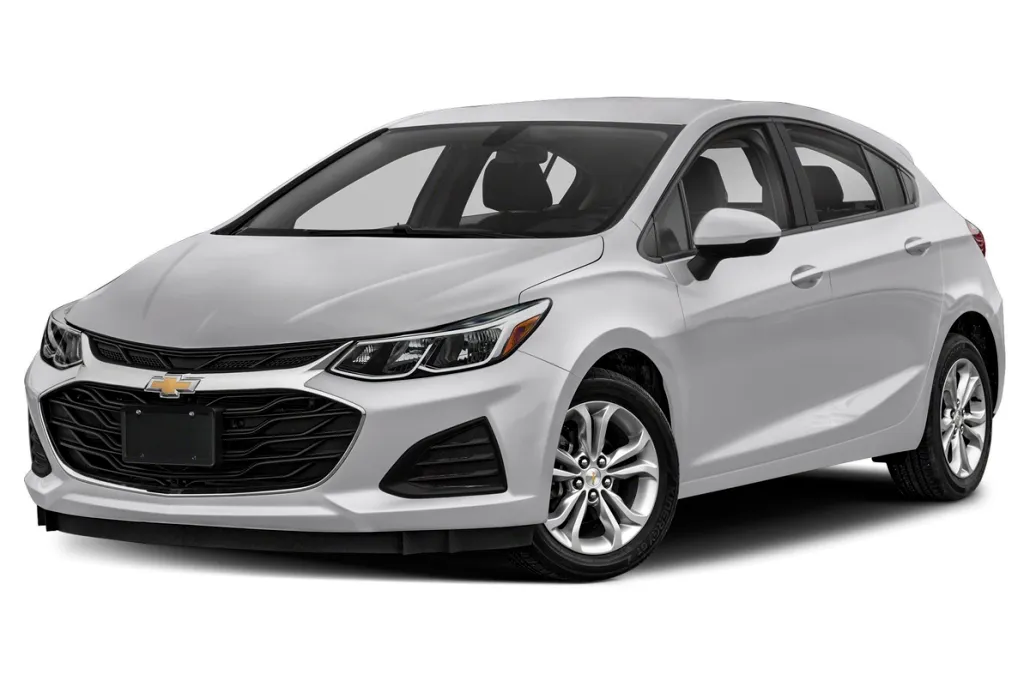 2019 Chevrolet Cruze LT photo 1