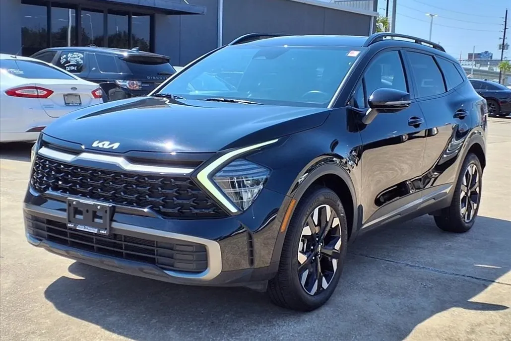 2024 Kia Sportage X-Line photo 1