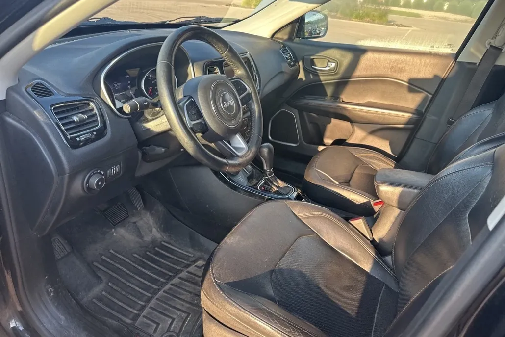 2018 Jeep Compass Limited photo 1