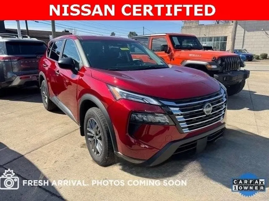 2025 Nissan Rogue S photo 1
