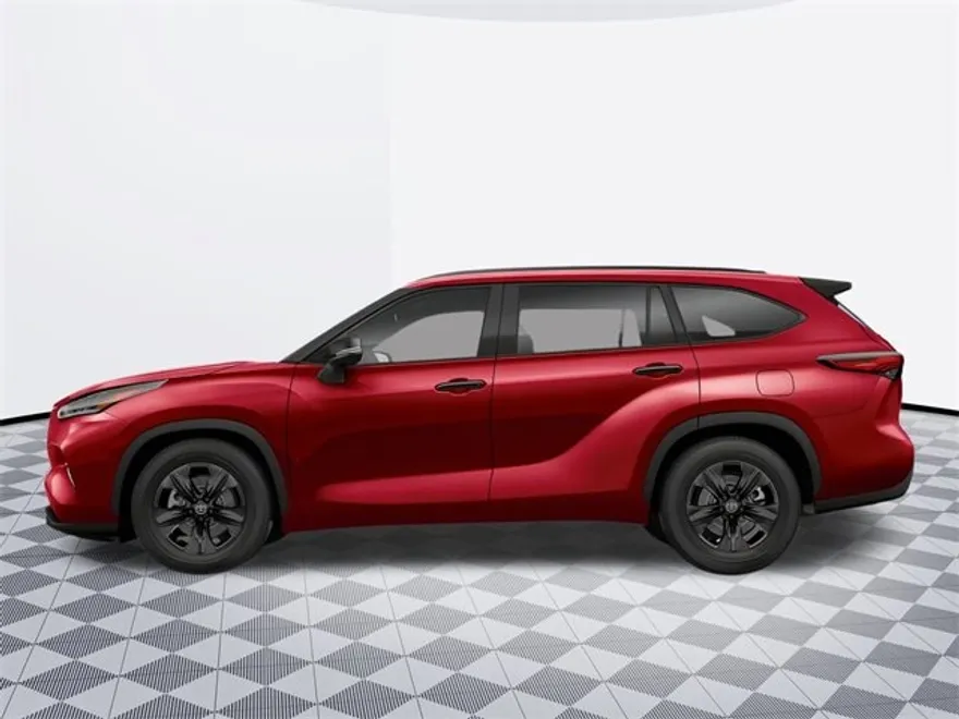 2025 Toyota Highlander Hybrid XLE photo 1
