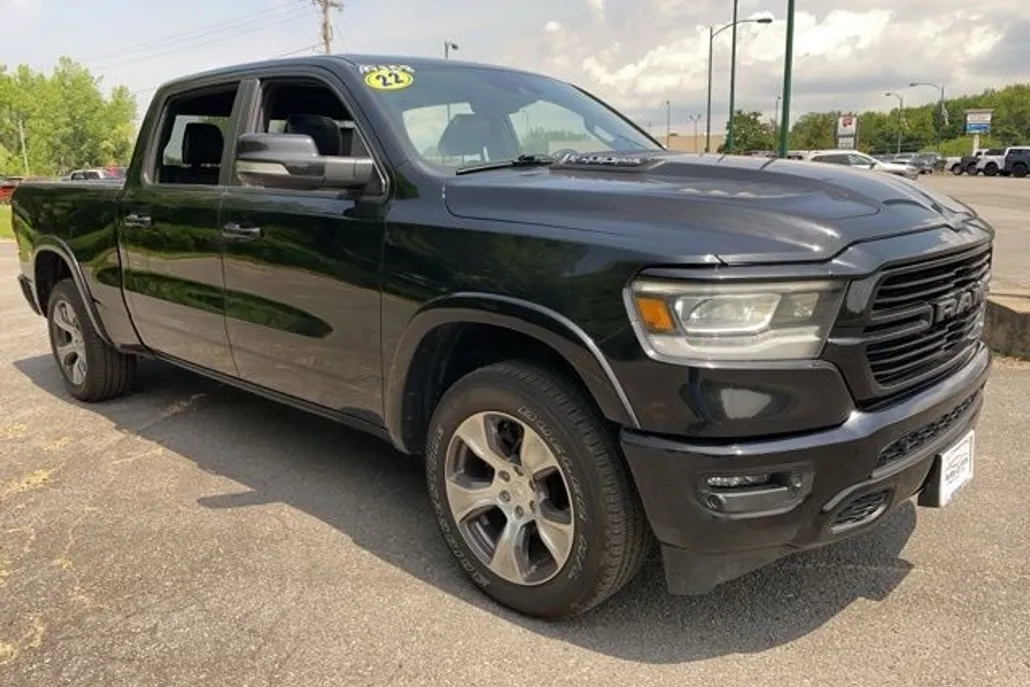2022 Ram 1500 Laramie photo 1