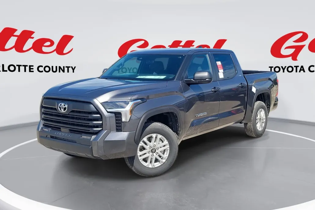 2026 Toyota Tundra SR5 CrewMax photo 1