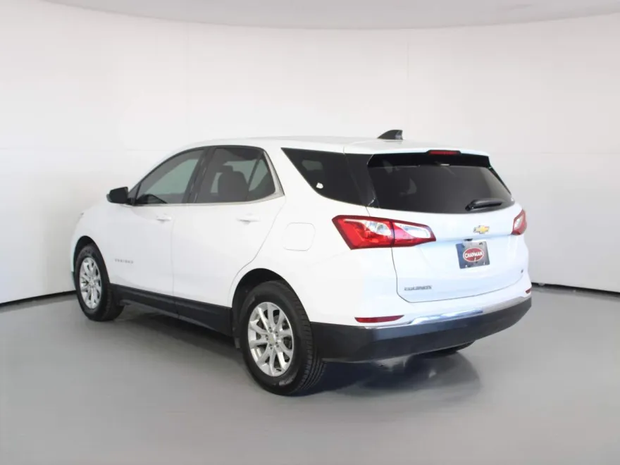 2020 Chevrolet Equinox LT photo 1