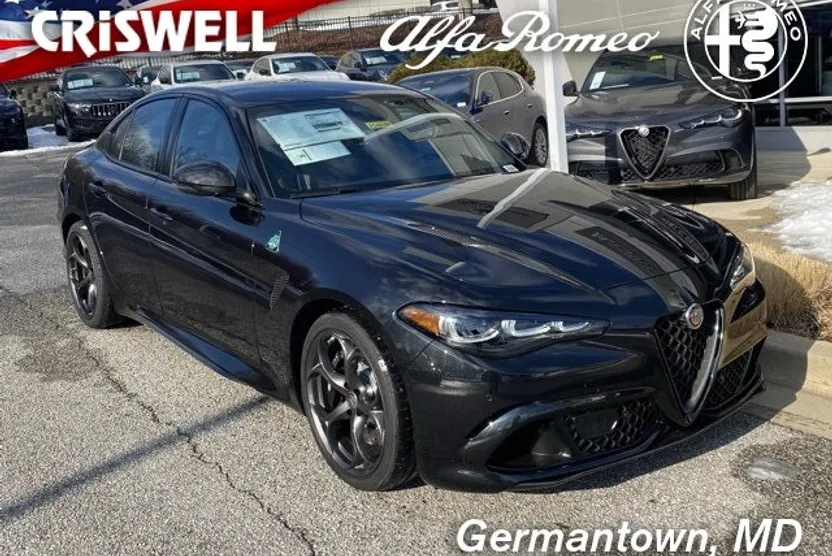 2024 Alfa Romeo Giulia Quadrifoglio photo 1