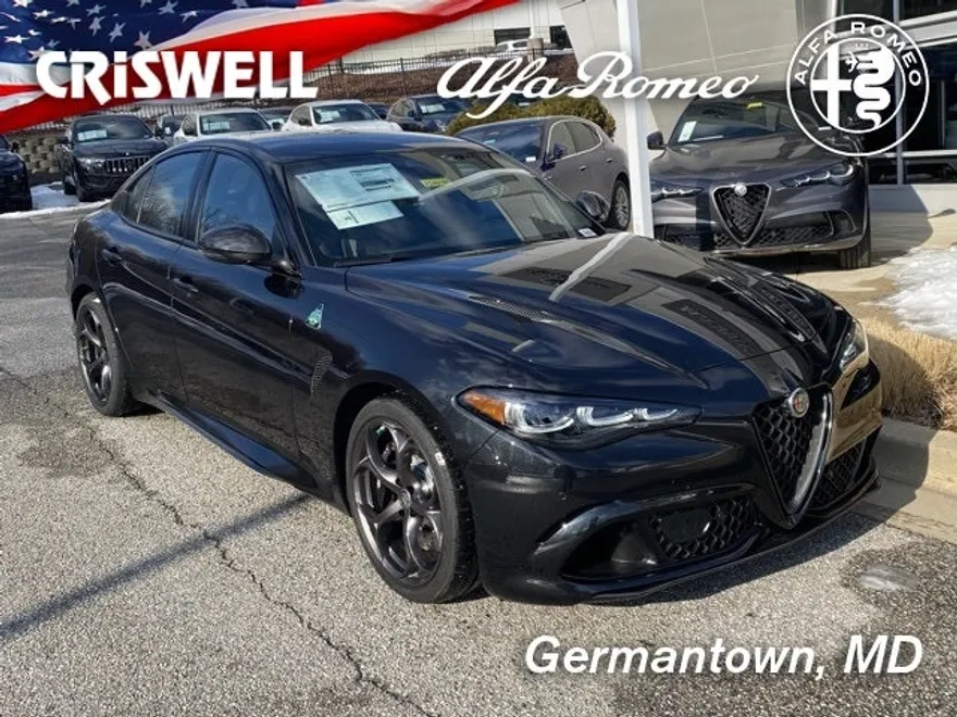 2024 Alfa Romeo Giulia Quadrifoglio photo 1