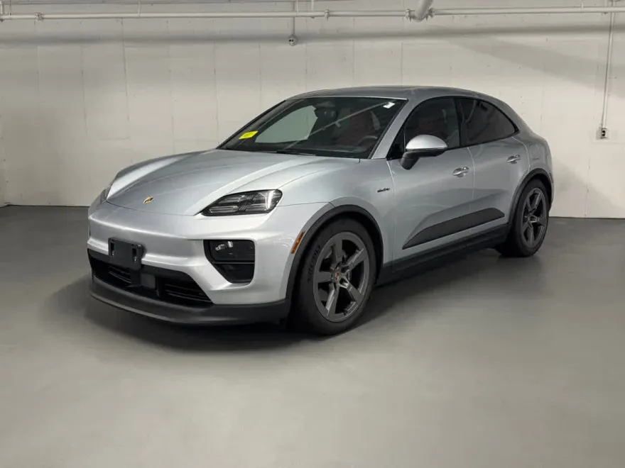 2024 Porsche Macan Electric 4 photo 1