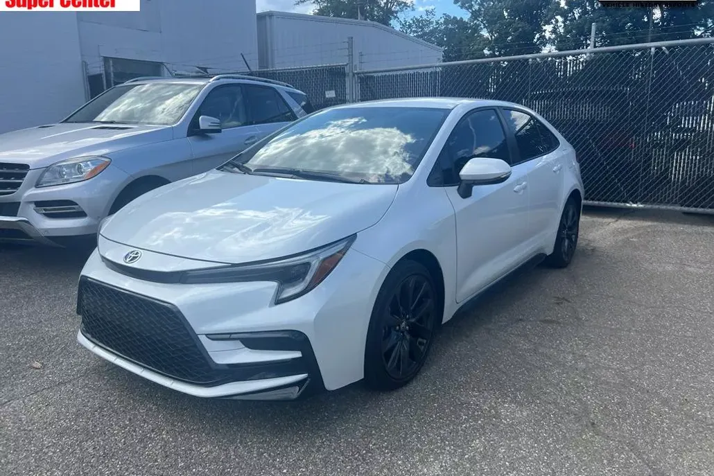 2024 Toyota Corolla Hybrid SE photo 1