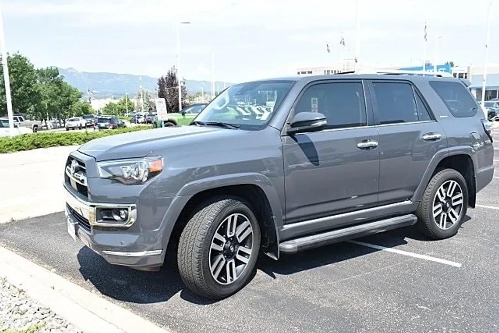 2024 Toyota 4Runner Limited photo 1