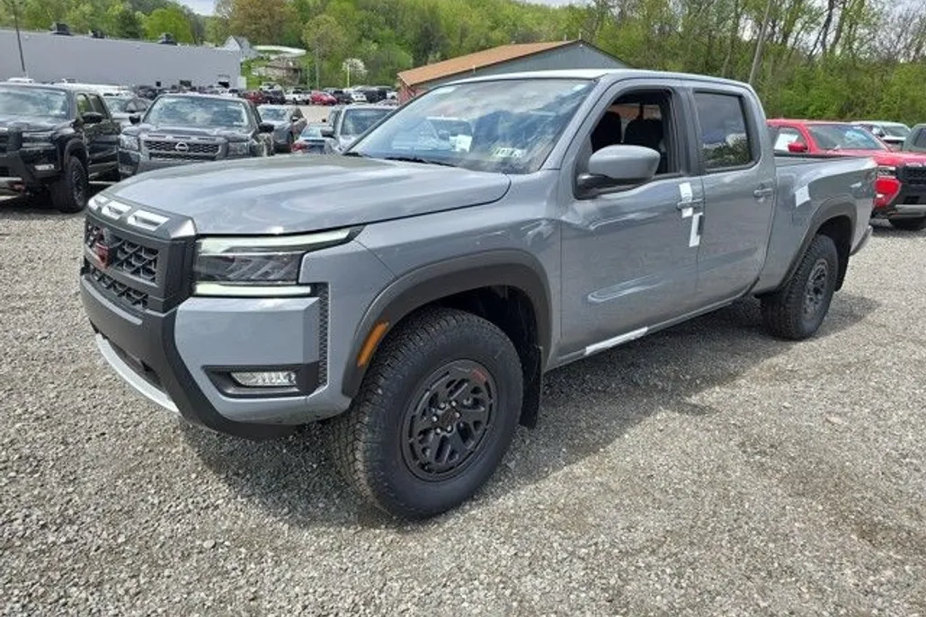 2025 Nissan Frontier PRO-4X photo 1