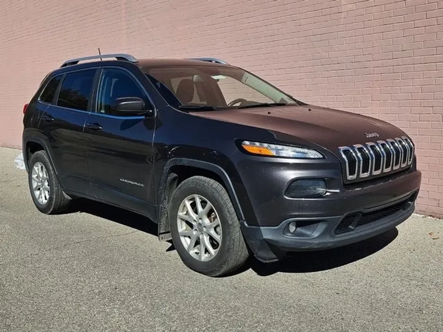 2017 Jeep Cherokee Latitude photo 1