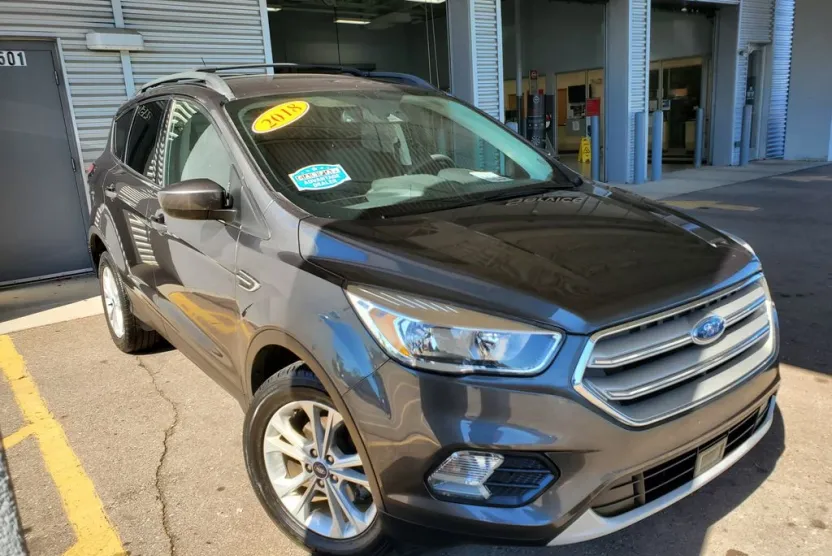 2018 Ford Escape SE photo 1