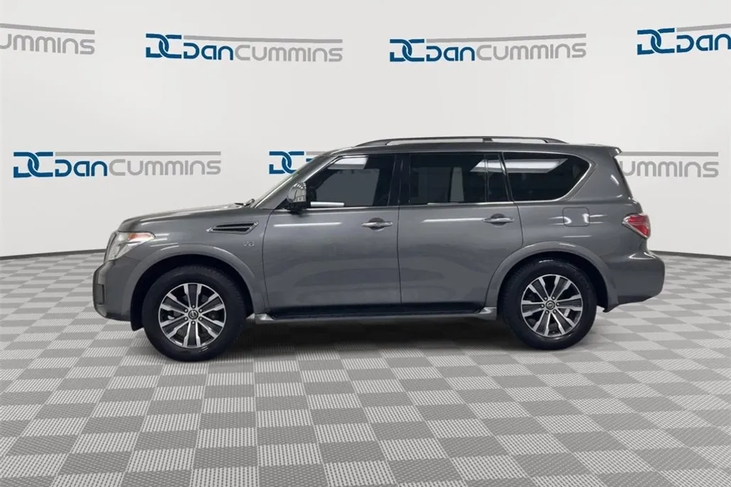 2017 Nissan Armada Platinum photo 1