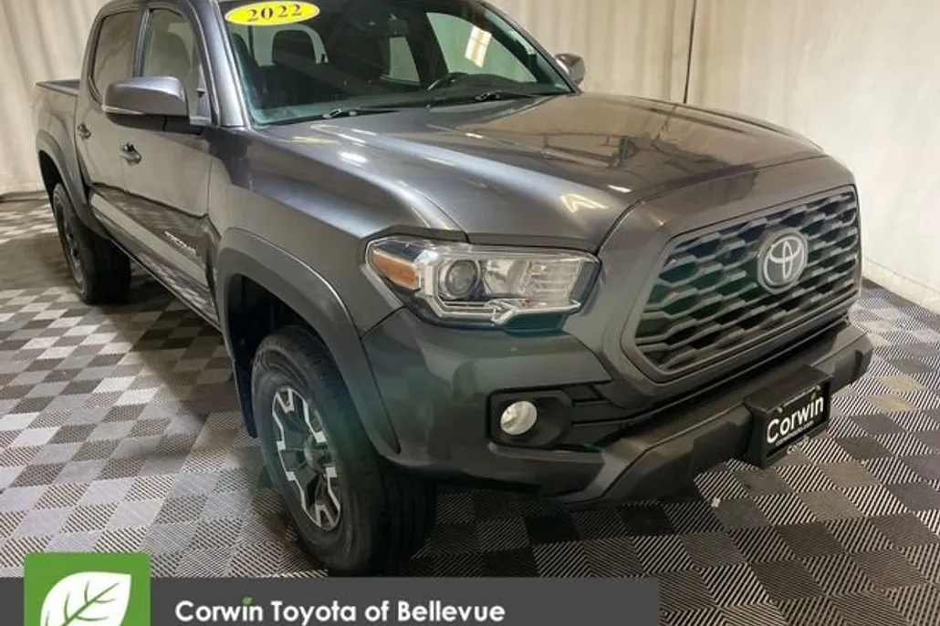 2022 Toyota Tacoma TRD Off-Road photo 1