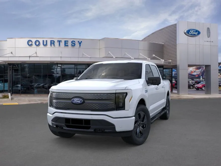 2025 Ford F-150 Lightning photo 1