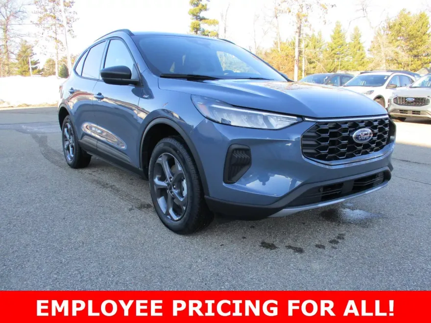 2025 Ford Escape ST-Line photo 1