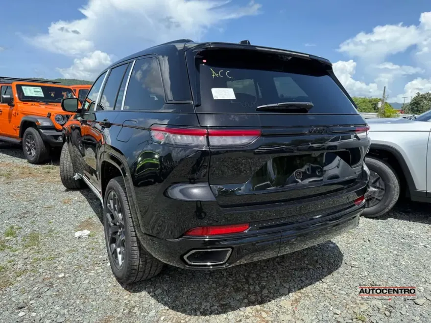 2025 Jeep Grand Cherokee Summit photo 1