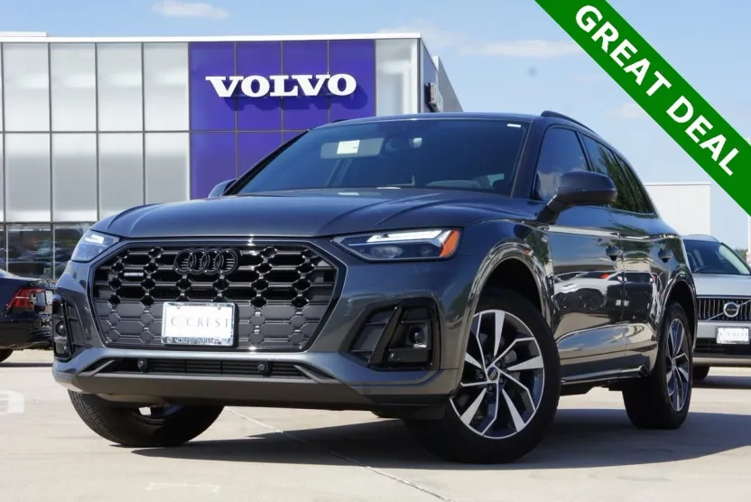 2024 Audi Q5 45 S line Premium photo 1