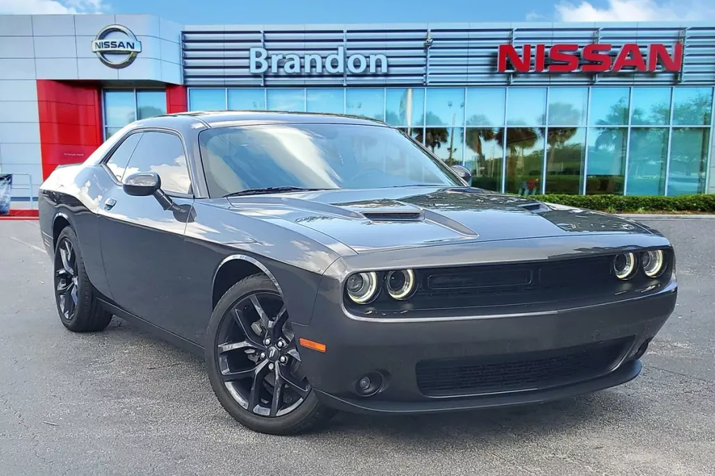 2021 Dodge Challenger SXT photo 1