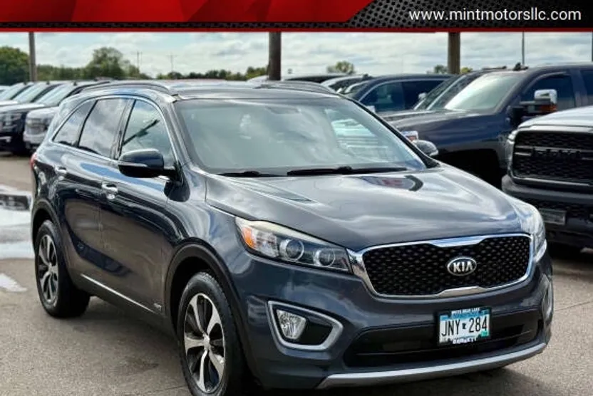 2016 Kia Sorento EX photo 1