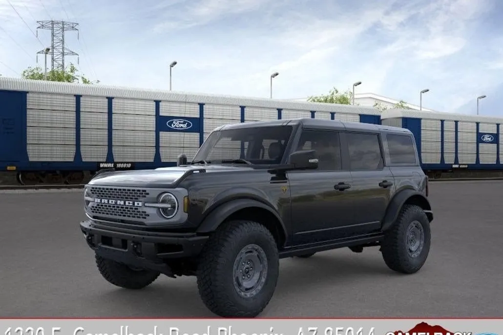 2025 Ford Bronco Badlands photo 1
