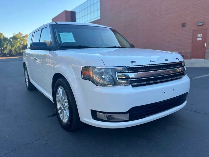 2015 Ford Flex SEL photo 1