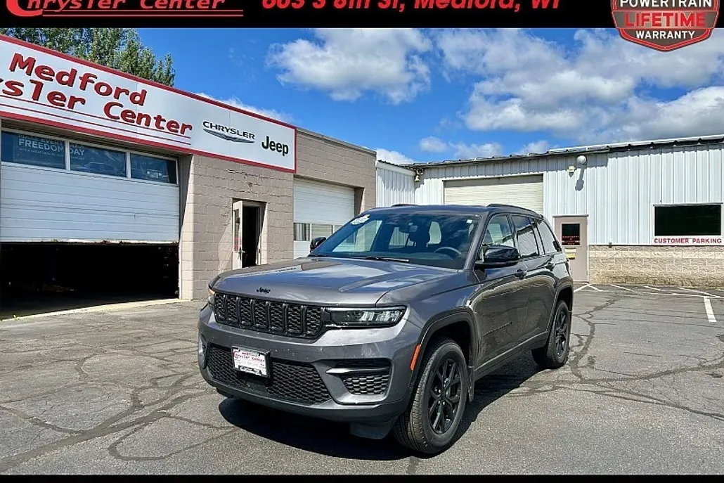 2024 Jeep Grand Cherokee Laredo photo 1