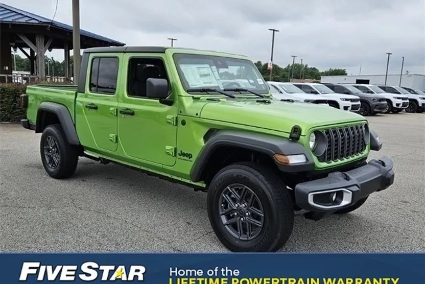 2025 Jeep Gladiator Sport S photo 1