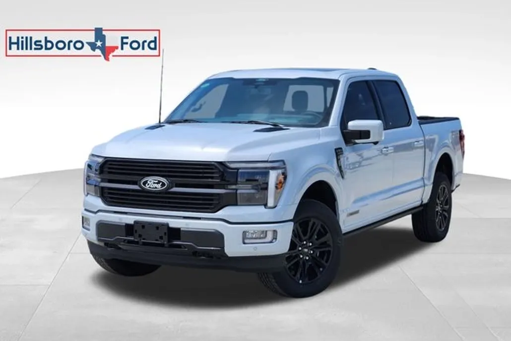2025 Ford F-150 Platinum photo 1