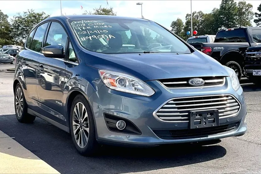 2018 Ford C-Max Hybrid Titanium photo 1