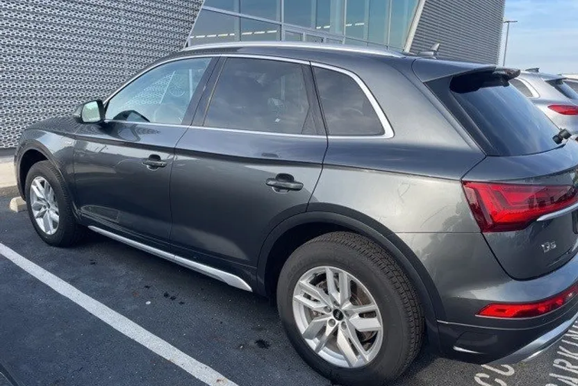 2023 Audi Q5 S line Premium photo 1